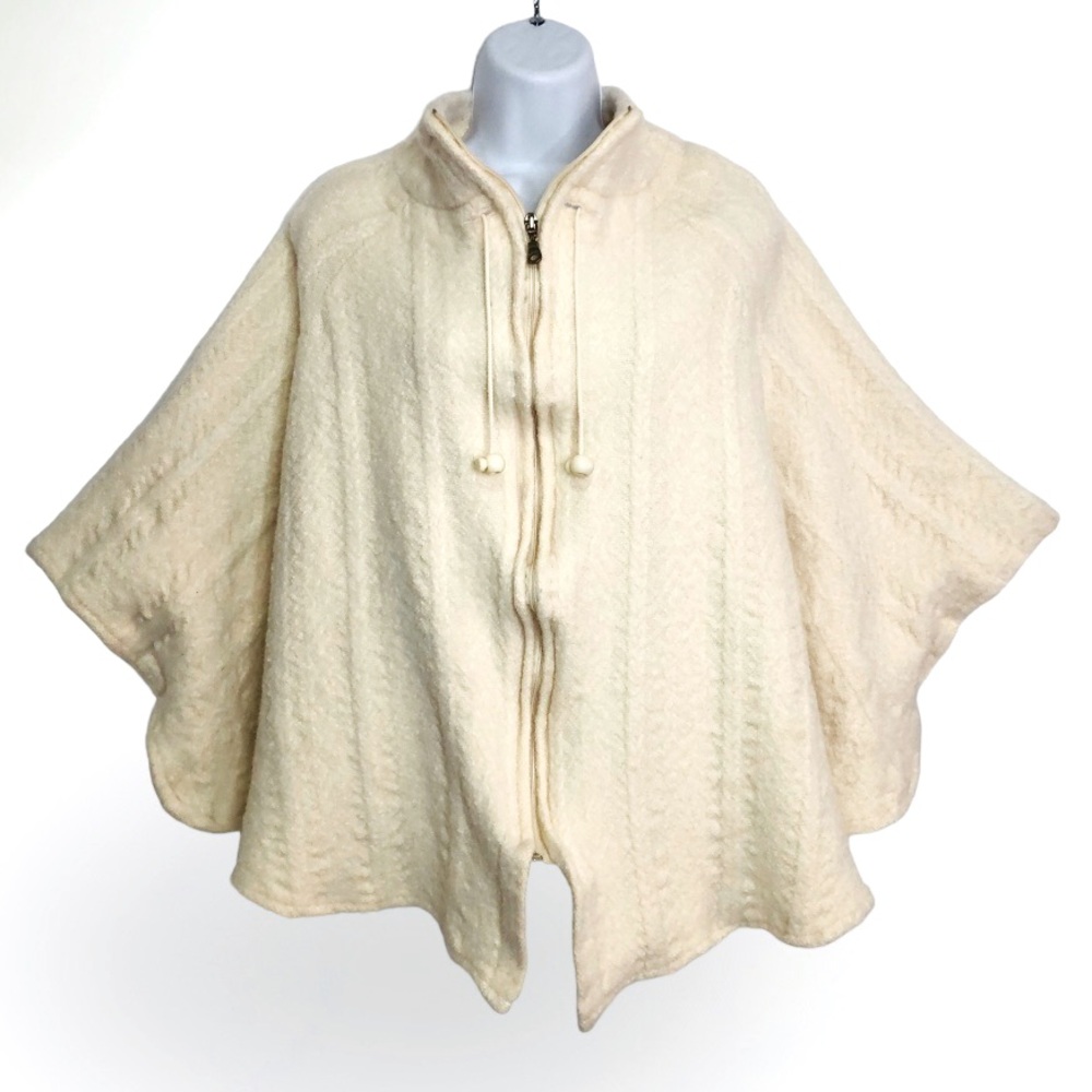 Boyne Valley Weavers Irish Wool Batwing Poncho Cardigan Sweater Jacket One Size